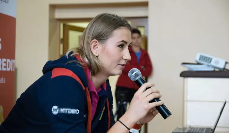 Siatkarki i policjanci o bezpieczeństwie młodzieży