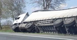 Tir, rów